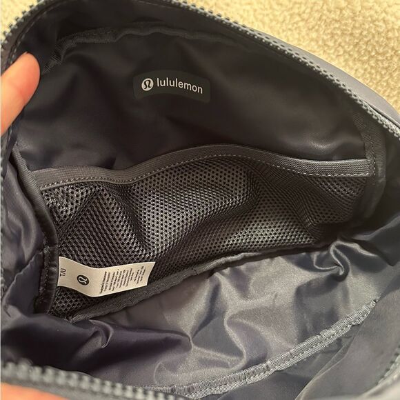 NWT Lululemon Double-Zip Go Getter/ City Essentials Pouch 2L - Oil Grey - Picture 5 of 9